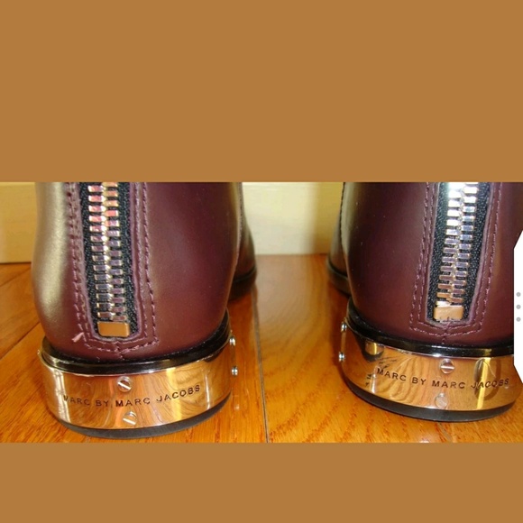 *SOLD*💞Marc Jacobs Plum Leather Kip Riding Boots - Picture 2 of 8